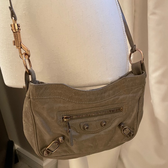 Balenciaga cross body with rose gold details - Picture 1 of 5